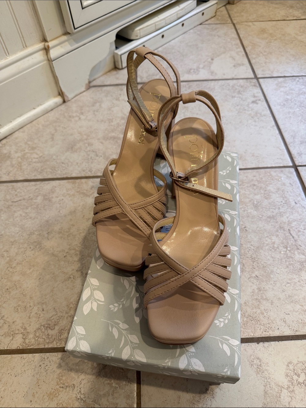 Genuine Spanish leather Nude Strappy Block Heel with Ankle Strap, size 39
